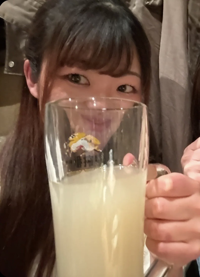 高谷茉奈の写真
