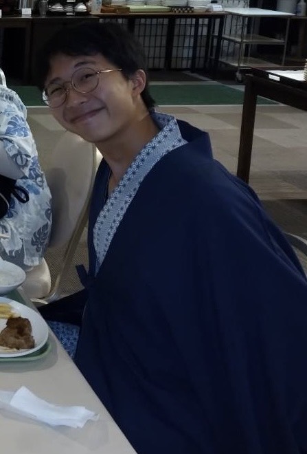 有賀憲生の写真